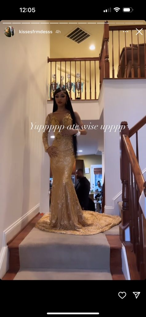 Junior Prom Dresses Black Women, Yellow Prom Dresses Black Women, Gold Prom Dresses Black Women, Goal Manifestation, Gold Homecoming Dress, Prom Dresses Black Women, Prom Styles, Prom Planning, Prom Goals