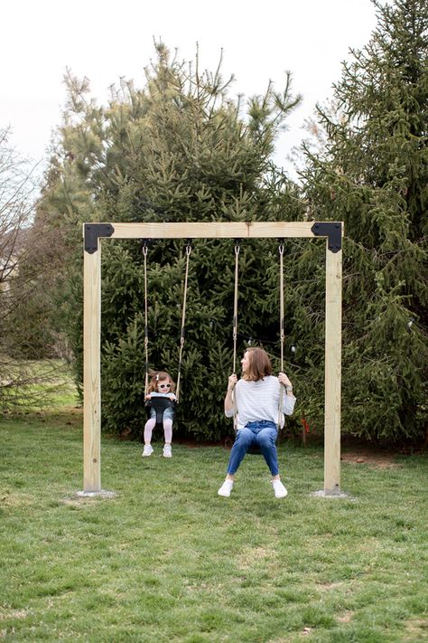 Two Post Pergola, Diy Swing Set, Swing Set Plans, Swing Set Diy, Diy Swing, Backyard Swings, Pergola Swing, Diy Cushions, Diy Playground