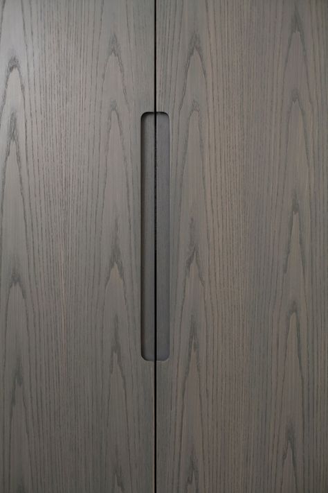 Gray Stained Wood, Contemporary Closet, Door Handle Design, Wardrobe Door Handles, Wardrobe Door Designs, Modern Sofa Set, Bedroom Cupboard Designs, Timber Veneer, Wardrobe Room