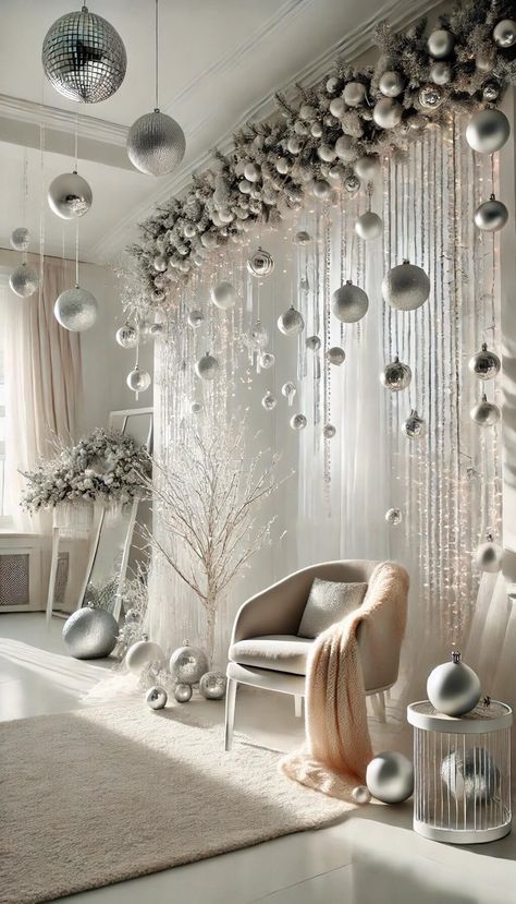 New Year Aesthetic Decoration, Christmas Set Photography, Christmas Set Up Photography, White Xmas Decorations, Xmas Decorations Living Room, Christmas Decorations Room, Elegant Christmas Decor Ideas, Christmas Ceiling Decorations, Decor Noel