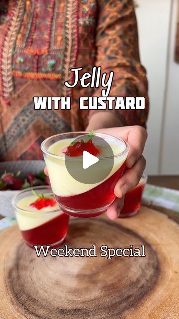 Strawberry Jelly Dessert Recipes, Custard Jelly Dessert, Jelly Custard Desserts, Jelly And Custard Desserts, Jelly Dessert Recipes, Jelly Custard, Custard Powder Recipes, How To Make Custard, Jelly Jelly