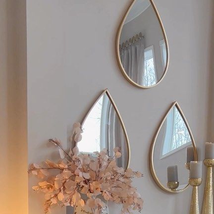 Mirror Sets, Timeless Home Decor, Elegant Living Room Design, Small Entry, Timeless Home, Luxury House Interior Design, Mirror Ideas, Bedroom Curtains, Bedroom Bed Design