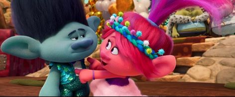 Trolls Band Together Branch And Poppy, Trolls Dreamworks, Trolls Band Together, Princess Poppy, Poppy And Branch, Trolls Movie, Dreamworks Trolls, Banner Gif, Love Scenes