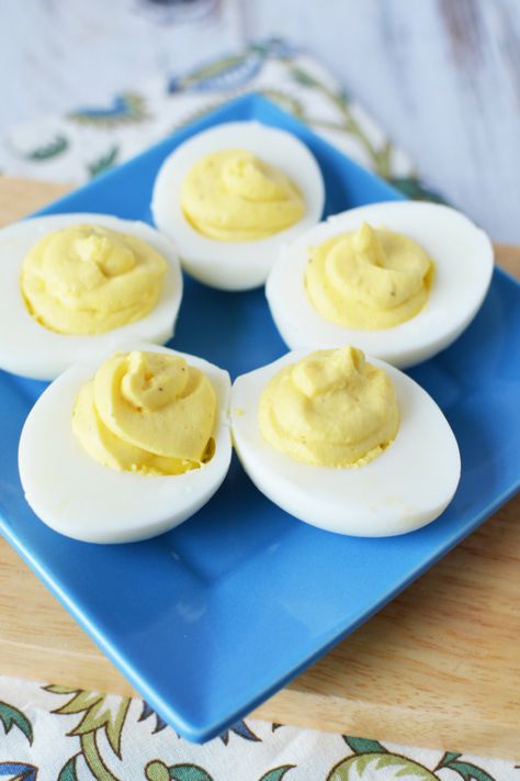 Weight Watchers Smart Points, Egg Fast, Deviled Eggs Recipe, Summer Recipe, Easy Summer Meals, Eggs Recipe, High Protein Snacks, Ww Recipes, Protein Snacks