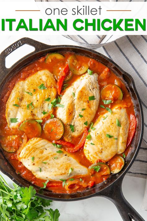 Chicken breasts in an Italian seasoned sauce with zucchini, tomatoes, bell pepper and onion is an easy and delicious 30-minute dinner! Recipes With Red Sauce, Recipes From Italy, Italian Baked Chicken, Red Sauce Recipe, Italian Chicken Recipes, Healthier Meals, Easy Dinner Recipes Crockpot, Chicken Zucchini, One Skillet