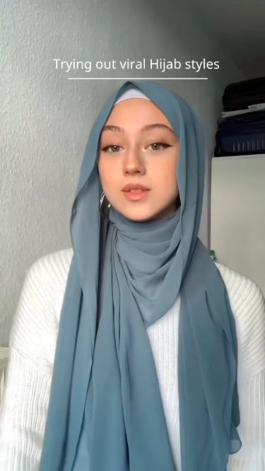 Hijab Scarf Styles, Hijab Streetwear Outfit, Hijab Tutorial For School, Hijab Friendly Outfits, Eid Hijab, Hijab Streetwear, Fashion Hijab Style, How To Wear Hijab, Styling Hacks