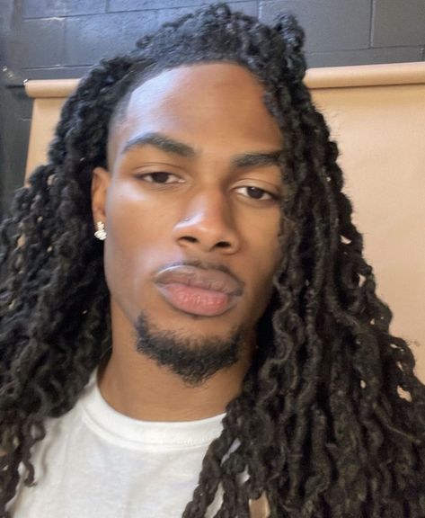 Dreadlocks Men, Long Dreads, Cute Dreads, Dreadlock Hairstyles For Men, Dark Skin Boys, Dark Skin Men, Black Men Hairstyles, Cute Black Guys, New Character