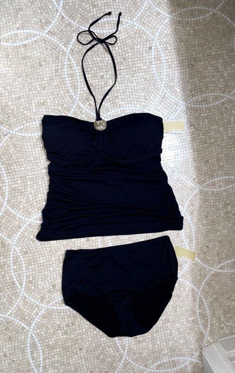 Tankini Set Swimwear, Tankini Swimsuits Aesthetic, Cute Tankini Bathing Suits, Black Beach Outfit, Cute Swimming Suits, Swimsuits For Body Types, 90s Swimsuit, Tankini Aesthetic, 2000 Clothes