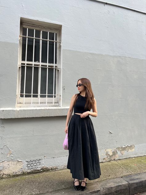 Outfits With Mary Janes, Mary Jane Outfit, Mary Janes Outfit, Mary Jane Shoes Outfit, Black Mary Janes, Maxi Skirt Outfits, Bag Outfit, Pink Ballerina, Casual Day Outfits