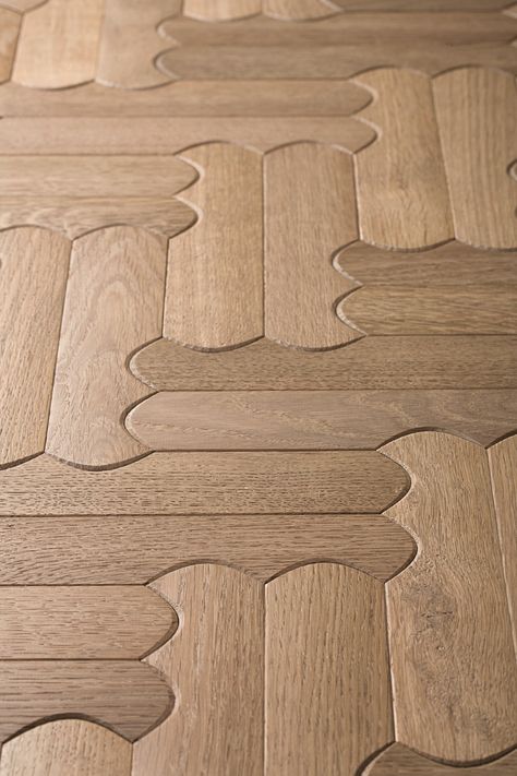 Oak parquet BISCUIT PIENZA By Listone Giordano design Patricia Urquiola Into The Wood, Patricia Urquiola, Wood Detail, Interior Floor, Into The Woods, Decor Minimalist, Floor Patterns, Wood Flooring, Oak Floors