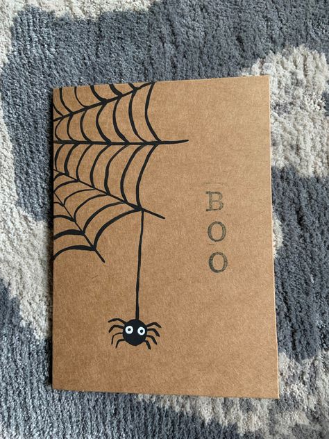 5 Halloween Cards. Each card is unique. No two cards are the same! Each card set comes with 5 envelops. Art Plastique Halloween, Halloween Cards Diy, Menu Halloween, Carte Halloween, Invitation Halloween, Halloween Cards Handmade, Daisy Cards, Hand Painted Card, Envelope Art