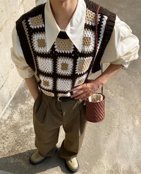 Crochet Vest For Man, Sweater Vest Mens Aesthetic, Men Crochet Outfits, Crochet Clothes Men Ideas, Crochet Mens Clothes Pattern, Mens Crochet Fashion, Crochet Sweater Vest Men, Crochet Sweater Man, Crochet Sweaters For Men