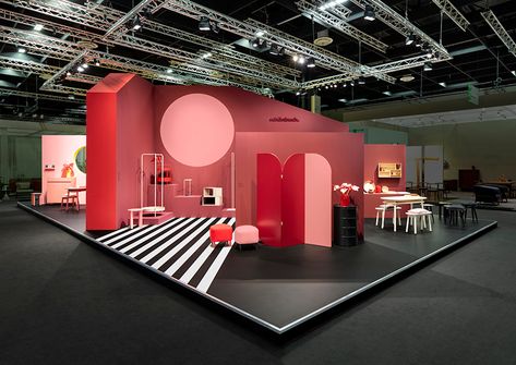 Booth Design Exhibition, Hm Home, Showroom Interior Design, Stall Designs, Exhibition Stand Design, Exhibition Booth Design, Showroom Design, Exhibition Display, Tradeshow Booth