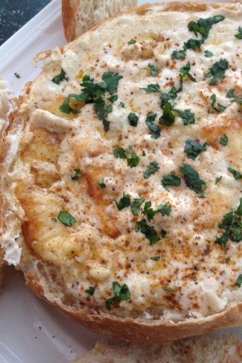 Joelle's Famous Hot Crab and Artichoke Dip | "What a great recipe.... I have a tried many in the past but this one is the winner!!" #appetizers #appetizerrecipes #appetizerideas #apps #entertaining Canned Crab Recipes, Can Crab Meat Recipes, Spicy Crab Dip, Cream Cheese Appetizer Recipes, Catering Appetizers, Crab And Artichoke Dip, Canned Crab Meat, Crab Appetizer, Tailgating Food