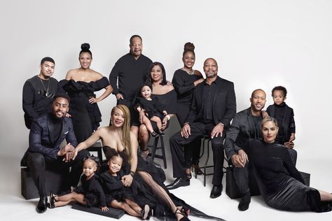 Black Theme Family Photoshoot, Black Christmas Pictures Family Photos, Family Of 10 Photoshoot, Black Tie Family Photo Shoot, Royal Family Photoshoot Ideas, Family Photo Poses Outdoor Family Of 5, All Black Family Photoshoot, All Black Family Photoshoot Outfits, Family Shoot Outfit Ideas