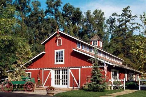 Barn Loft Apartment, Converted Barns, Comfy House, Barn Bedrooms, House Magazine, Barn Houses, White Siding, Barn Living, Structural Insulated Panels