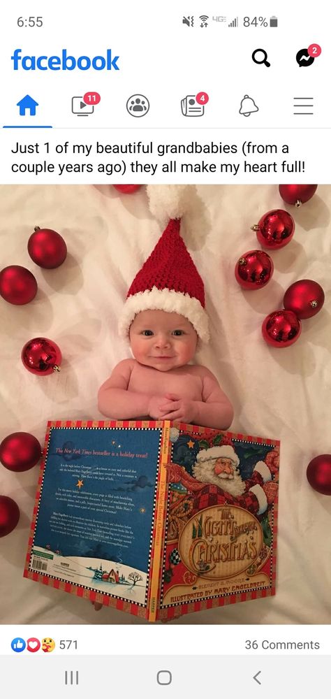 7 Month Old Baby Pictures September, 10 Month Christmas Photos, Christmas Photos Of Baby, 9 Month Christmas Photos, Infant Christmas Picture Ideas, Christmas Cookie Baby Photo, Christmas Ideas For 4 Month Old, Christmas Baby Photoshoot 1 Year, Baby Christmas Photoshoot Ideas At Home