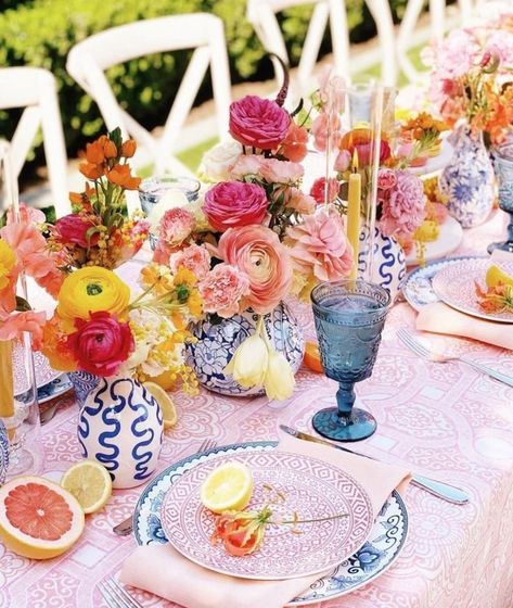 Blue White Vase Flowers, Bright Floral Tablescape, Colorful Floral Tablescape, Wedding Table Colorful, Bridal Shower Ideas Colorful, Colorful Bridal Shower Decorations, Fiesta Baby Shower Ideas Decoration, Bright Baby Shower Ideas, Bright Color Baby Shower Ideas