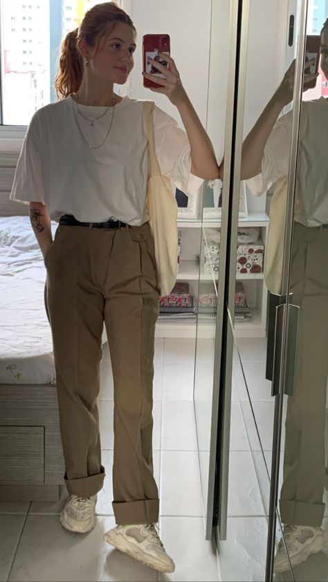 Loose White Polo Outfit Women, Brown Yoga Pants Outfit Aesthetic, Outfits With Tan Dress Pants, Khaki Pants Polo Shirt Outfit Women, Pant And Tshirt For Women, Loose Shirt And Jeans Outfit, Loose Pants And Shirt Outfit, Trousers And Polo Shirt Women, Khaki Pants Outfit Midsize