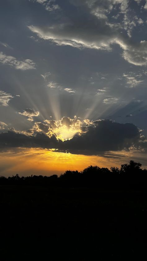 nature, sky Dream Sky Aesthetic, Insane Sky Photos, Incredible Sky Pictures, Good Sky Pictures, Best Sky Pictures, Pictures Of The Sky Sunsets, Crazy Sky Pictures, Beautiful Sky Pics, Amazing Sky Photos