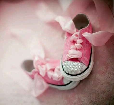 Pink Baby Shoes ♡♡♡ Its A Girl, Karas Party Ideas, Baby First Birthday, 1st Birthday Girls, Pink Shoes, Future Baby, Future Kids, 1st Birthday Parties