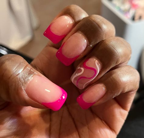 Summer Pink Fuschia Pink French Tip Nails, Short Pink French Tip Nails With Design, Fuschia Pink Nails, Colored French Tip Nails, Pink French Tip Nails, Colored French Tips, Pink French Tip, French Top, French Tip Nail Designs