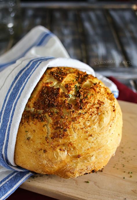 First Bread Recipe, Garbage Bread, Italian Bread Recipes, Savory Baking, Beautiful Bread, Parmesan Bread, Future Chef, A Loaf Of Bread, Artisan Breads