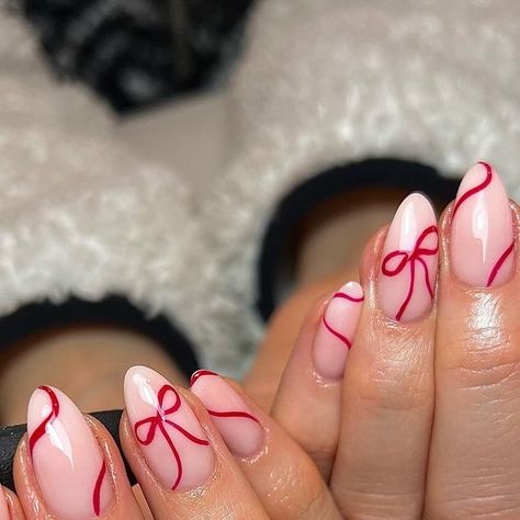 ByJessicaLeahy • Nail Technician & Educator on Instagram: "I’m bow obsessed this year 🎀  Using @the_gelbottle_inc Dolly & Couture   #bownails #christmasnails #winternails #2024christmasnails #bownails🎀" Christmas Nails French Tip With A Bow, Christmas Nail Ideas With Bows, Simple Christmas Nail Designs Pink, Pink Red Bow Nails, Bow Present Nails, Nails With Christmas Bow, Subtle Bow Nails, Light Pink Nails With Red Bow, Short Chrismast Nail