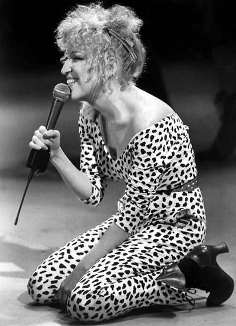 Bette Middler, Bette Milder, Divine Madness, Bette Midler, Lady M, Waste Time, Leopard Dress, Hollywood Glam, Bruce Springsteen