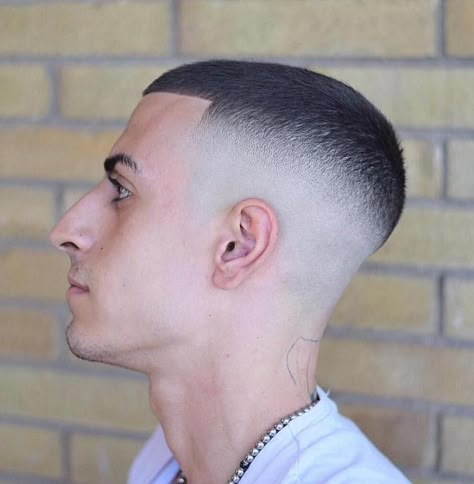 Mid Fade Short Hair, Low Fade Buzz Cut, Taper Fade Alto, Marine Haircut, Army Haircut, High And Tight Haircut, High Fade Haircut, Military Haircut, Mid Fade