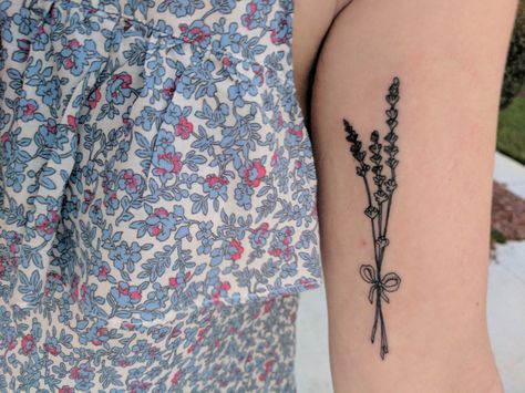 Three stems of lavender tattoo Dried Lavender Tattoo, Tattoos 2023, Lavender Tattoo, Bow Tattoo, Sister Tattoos, Fashion Statements, Piercing Tattoo, Tattoo Inspo, Body Mods