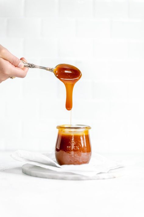 How to Make Homemade Caramel - Broma Bakery Caramel Recipe Easy, Broma Bakery, How To Make Caramel, Homemade Caramel Sauce, Caramel Recipes, Homemade Caramel, Sweet Sauce, Caramel Sauce, How To Make Homemade