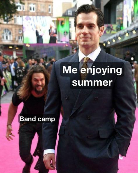 Marching Band Drumline Memes, Marching Band Couples, Marching Band Pictures, Weird Music, Marching Band Jokes, Marching Band Mom, Marching Band Memes, Marching Band Humor, Band Jokes