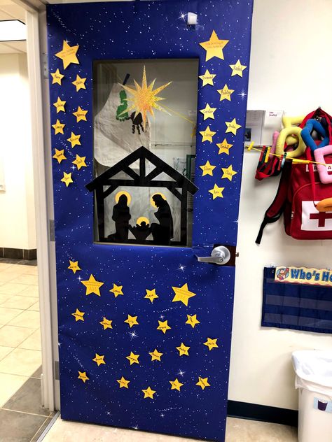 Christmas door decoration Door Decorations Classroom Christmas, Christmas Sunday School, Classroom Christmas Decorations, Diy Christmas Door, Christmas Door Decorating Contest, Christmas Classroom Door, Christmas Door Decoration, School Door Decorations, Door Decorating Contest