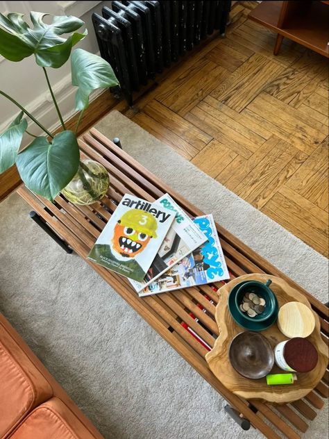 Dorm Coffee Table, Messy Coffee Table Aesthetic, Mens Coffee Table Decor, Magazine On Table Aesthetic, Coffee Table Magazines, Coffee Table With Sectional Couch, Condo Styling, Magazine Coffee Table, Dorm Setup