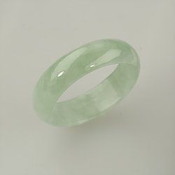 Hade Ring, Jade Ring Band, Jade Ring Aesthetic, Shatter Me Jewelry, Jade Rings Aesthetic, Green Rings Aesthetic, Green Jade Aesthetic, Silver Jade Ring, Jade Wedding Band