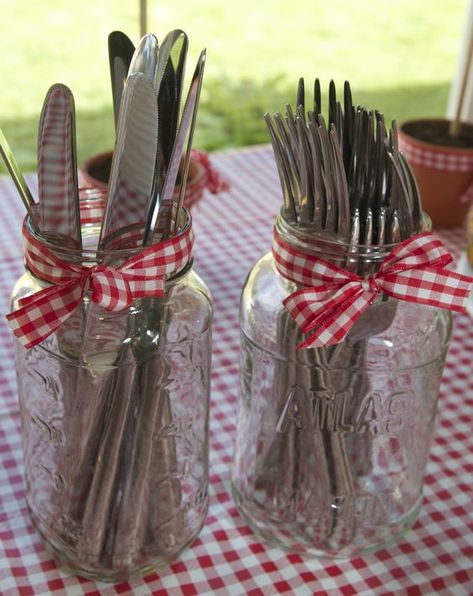 Deco Table Champetre, Soirée Bbq, Church Picnic, Country Party, Picnic Theme, Deco Champetre, Food Wedding, I Do Bbq, Oktoberfest Party