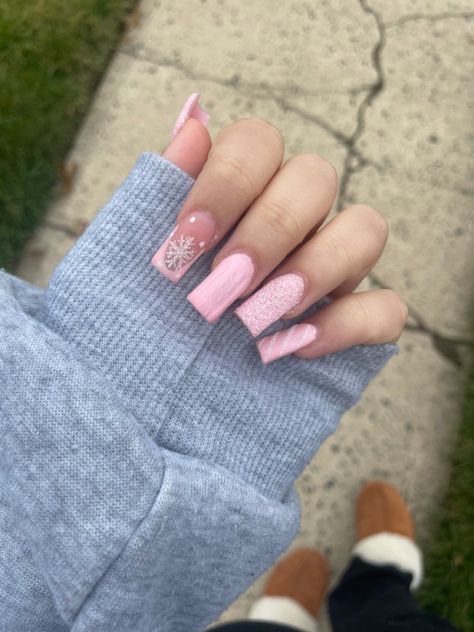 Baby Pink Nails, Winter Nails Acrylic, Colored Acrylic Nails, French Acrylic Nails, Cute Gel Nails, Christmas Nails Acrylic, Short Acrylic Nails Designs, Pink Acrylic Nails, Xmas Nails