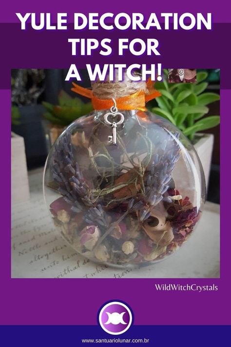 Find tips for a remarkable and witchy Yule decoration this year! All witches are welcome! Get ideas for the Yule Tree, Yule Log, Printable decoration, Witch Ball and and edible Yule Log! #Yule #Christmas Witch Balls Diy Yule, Celebrate Yule, Winter Solstice Traditions, Christmas Yule Log, Yule Crafts, Yule Christmas, Yule Celebration, Pagan Christmas, Winter Solstice Celebration