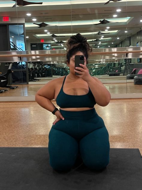 Plus Size Gym Outfits, Paid Partnership, Summer Workout Outfits, Gym Crush, Cute Workout Outfits, Fitness Wear Outfits, Cute Gym Outfits, Plus Size Workout, Gym Fits