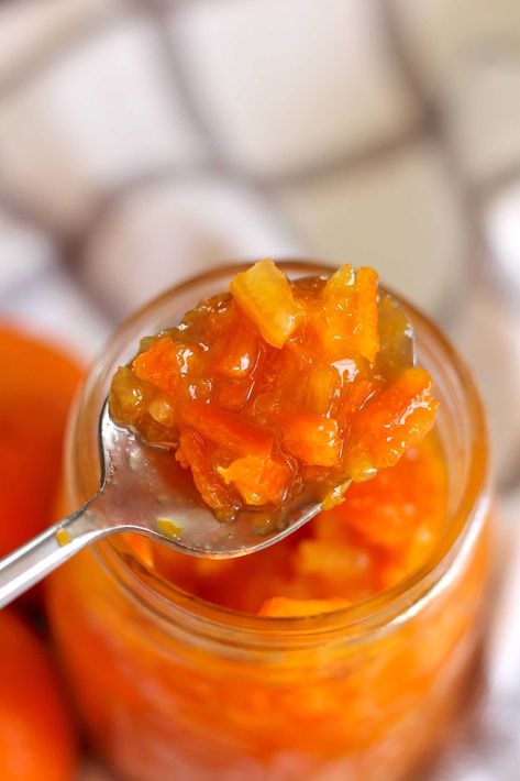 Mandarin Orange Marmalade?utm_source=12tomatoes Smuckers Orange Marmalade, Mandarin Orange Jam, Mandarins Orange Recipes, Canning Mandarin Oranges, Tangerine Marmalade Recipes, Orange Jam Recipes, Mandarine Recipes, Orange Marmalade Recipe, Orange Jam