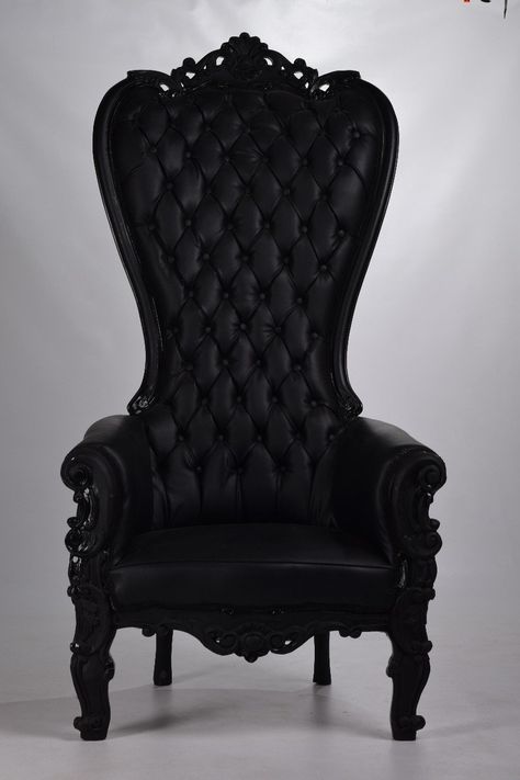 Black Throne, Gothic Decor Bedroom, Fancy Chair, Gothic Interior, Black Leather Chair, Gothic Bedroom, Baroque Furniture, Gothic Furniture, Dark Home Decor