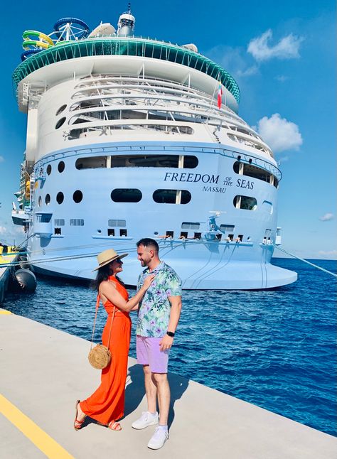 Cruise Ship Wedding Photos, Couple Pose On Cruise, Cruise Couple Photos, Couple Poses On Cruise, Pics On Cruise, Family Cruise Photo Ideas, Cruise Poses Photo Ideas Couple, Cruise Photo Ideas Couple, Couples Cruise Pictures