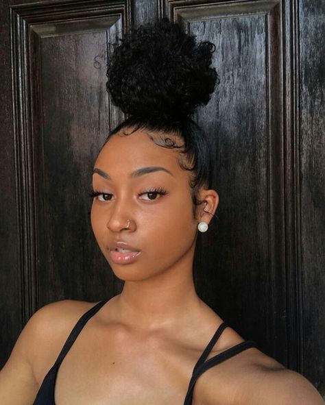 Edges slayed! #naturalhair #naturalhairstyles #blackwomen High Bun Hairstyles, Curly Bun Hairstyles, Top Knot Bun, Natural Hair Bun Styles, Edges Hair, Curl Styles, Natural Hair Styles Easy, Hair Laid, Penteado Cabelo Curto