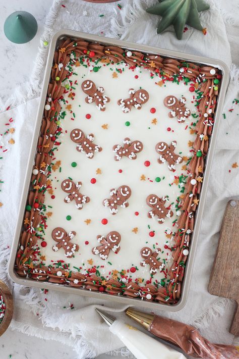 Gingerbread Buttercream, Baking With Blondie, Cake With White Chocolate, White Chocolate Buttercream, Chocolate Sheet Cake, Spice Cake Mix, Sheet Cake Recipes, Chocolate Buttercream, Christmas Cooking