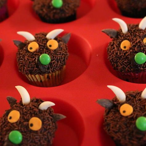 Gruffalo cupcakes! "His eyes were orange ..." | Taking these… | Flickr Gruffalo Party, Gruffalo's Child, Cake Templates, The Gruffalo, Childrens Birthday Cakes, Baking With Kids, Birthday Food, Halloween Cupcakes, Fun Cupcakes