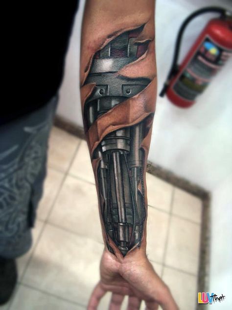 metal bionic arm under skin tattoo Terminator Tattoo, Terminator Arm, Tattoos Arm Mann, Ripped Skin Tattoo, Biomech Tattoo, Tato 3d, Best 3d Tattoos, Tatoo 3d, Amazing 3d Tattoos