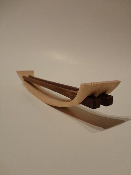 STEAM BENT HANDLE Steam Bent Furniture, Bent Wood Projects, Wood Bending, Steam Bending, Nice Furniture, Future Furniture, Carving Stencils, Woodworking Inspiration, Chip Carving