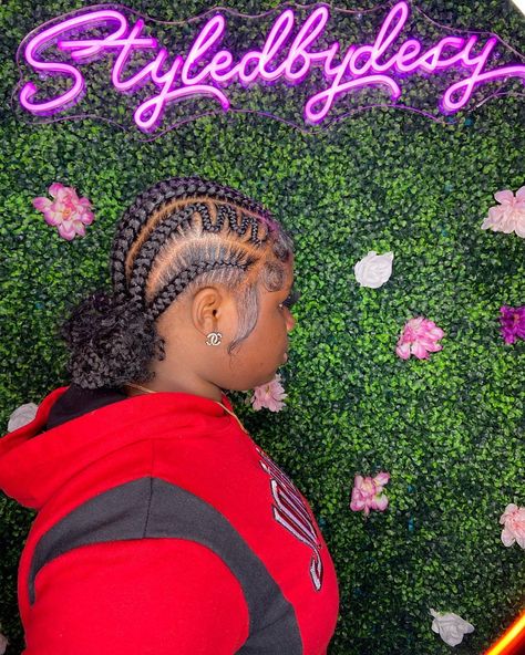 Stitch Braids With Bun, Feed In Braids Bun, Braid Buns, Braided Bun Styles, Black Hair Bun, Braids Bun, Stitch Braid, Feed Ins, Hairstyles Pictures