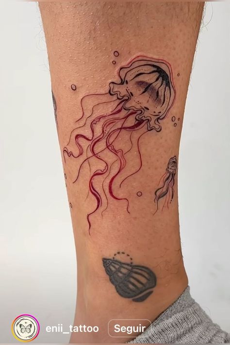 Out Of The Box Tattoo Ideas, Jellyfish Tattoo For Men, Bold Tattoos For Women, Tattoos For Leg, Jellyfish Tattoo Design, Upper Leg Tattoos, Funky Tattoos, Tattoo Lettering Styles, Jellyfish Tattoo